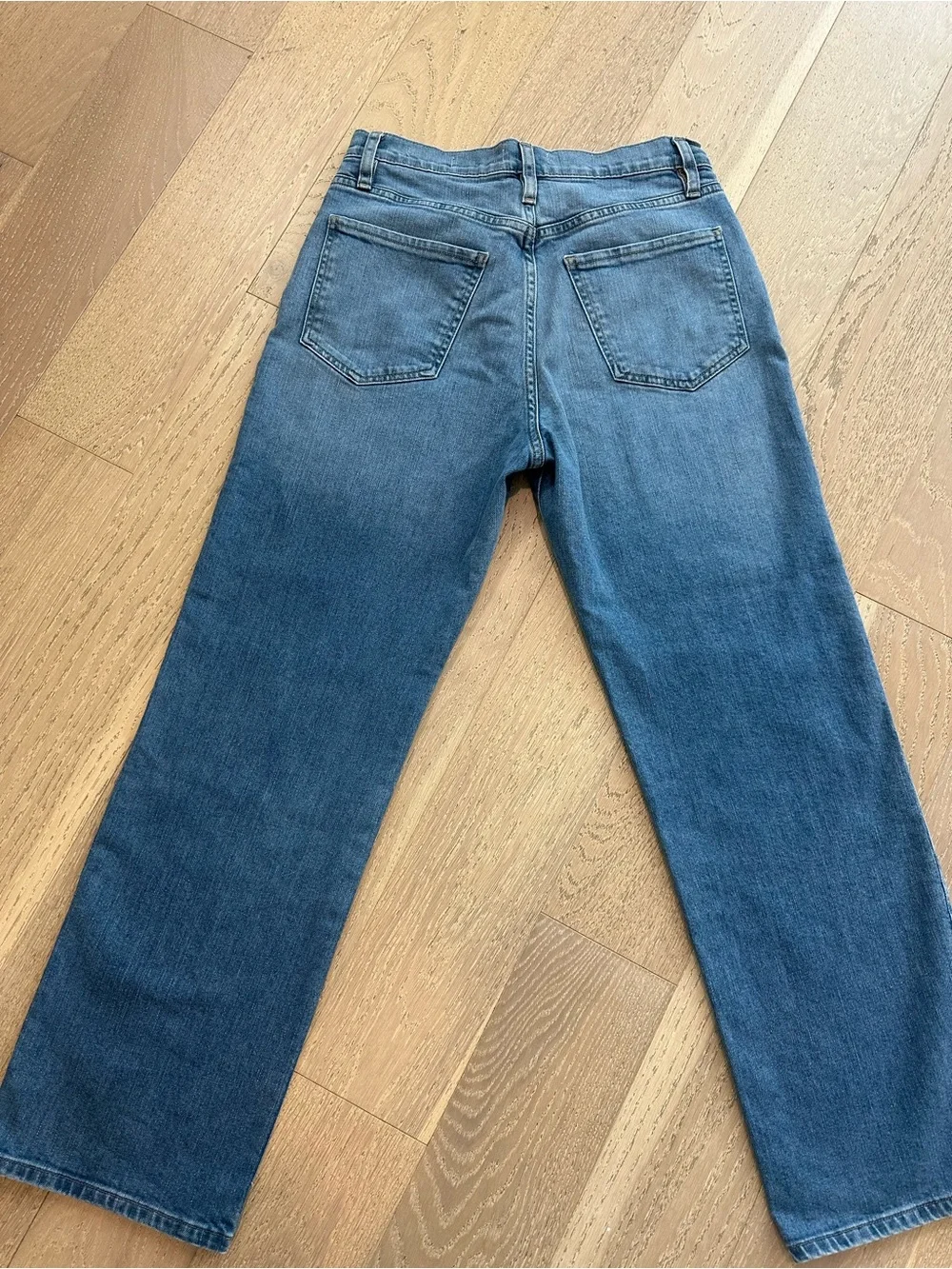 Frame Denim Women's Le Jane Ankle Jeans in Medium Blue Cotton Blend - Picture 4 of 8